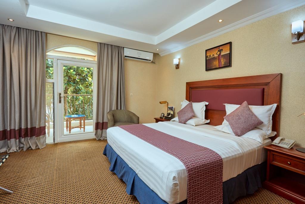 Carrousel slide  img/room/del2.jpg