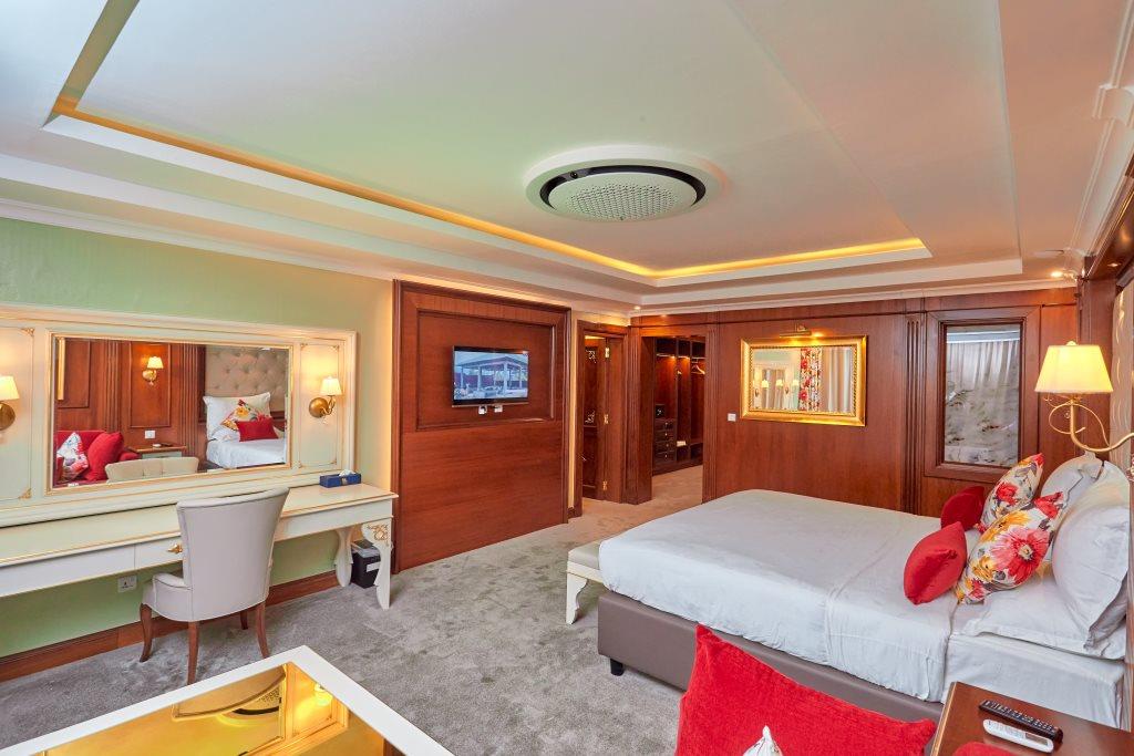 Carrousel slide  img/room/room-31.jpg