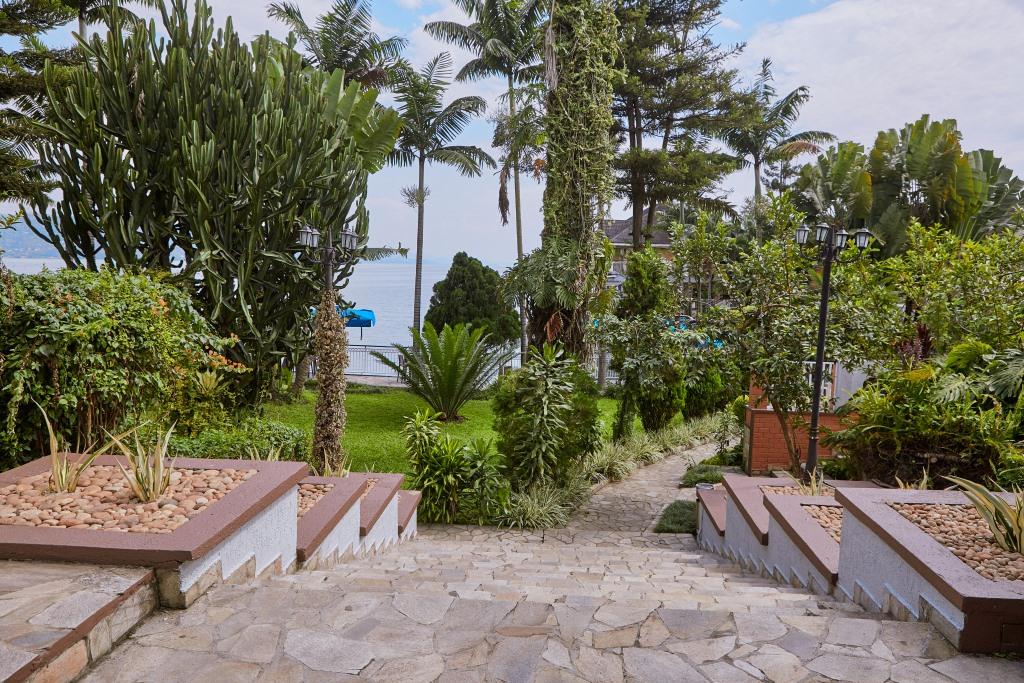 Carrousel slide  img/services/jardin12.jpg